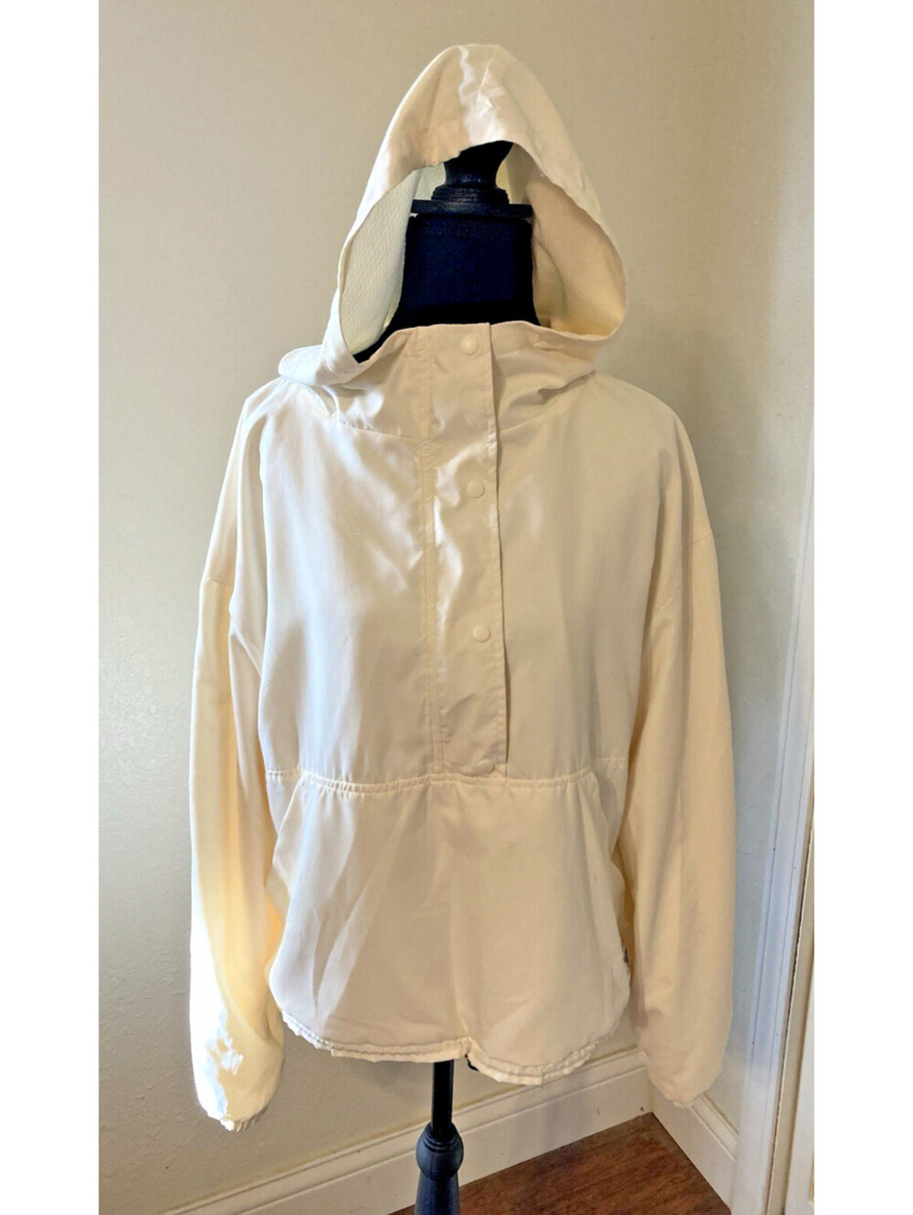 Bearpaw Outdoors Women Cream Ivory Quarter Zip Hooded Pullover Jacket Size M